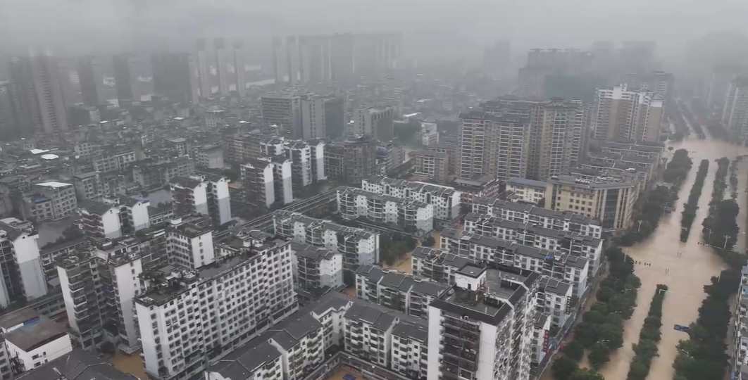城区多处被淹，航拍贵州榕江最新现场